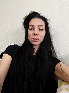 Snapshot of Princessa99885 chatting on 11.27.25 Princessa99885 online show from 11.27.25