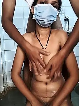 Shivani2002 online show from 09.11.25