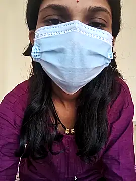 Shivani2002 online show from 11.10.25