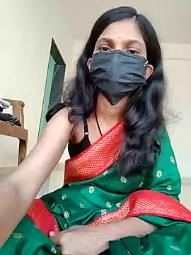 Shivani2002 online show from 01.16.26