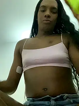 Snapshot of ebony_rock chatting on 10.06.25 ebony rock online show from 10.06.25
