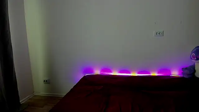 Alice next door online show from 09.09.25