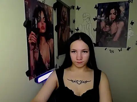 Em7MaA online show from 10.16.25