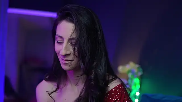 RubyRosa online show from 12.17.25