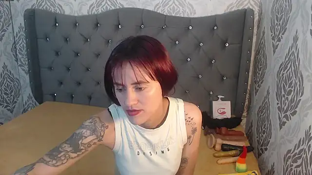 katheblows online show from 10.15.25