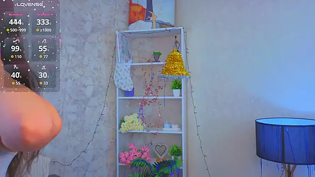 GiseleLamos online show from 12.15.25