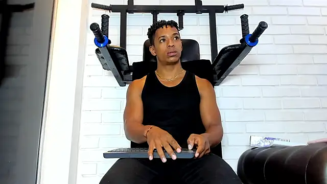 ItaloMoore online show from 02.27.26