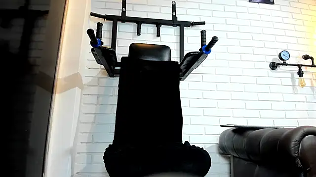 Snapshot of ItaloMoore chatting on 04.08.26 ItaloMoore online show from 04.08.26