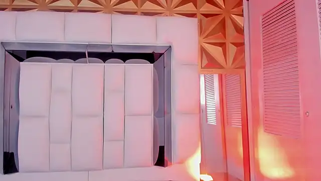 Angel Dustt18 online show from 09.10.25