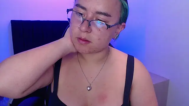 SashaGrey   online show from 10.22.25