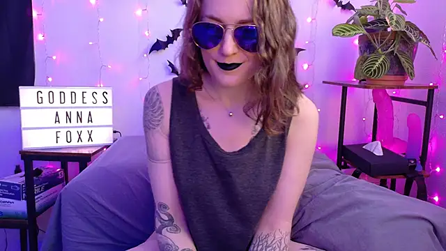 mistressannafoxx online show from 04.10.26