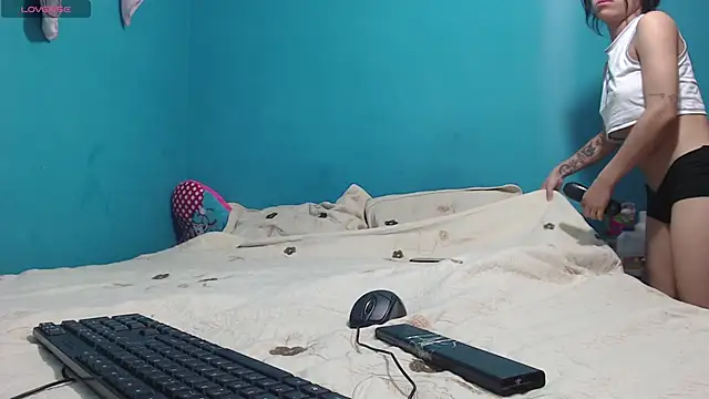 toxic sweet  online show from 09.11.25