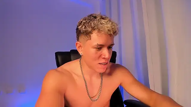 Snapshot of nathan_blake chatting on 10.14.25 nathan blake online show from 10.14.25