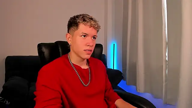 Snapshot of nathan_blake chatting on 10.18.25 nathan blake online show from 10.18.25