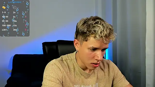 Snapshot of nathan_blake chatting on 10.20.25 nathan blake online show from 10.20.25