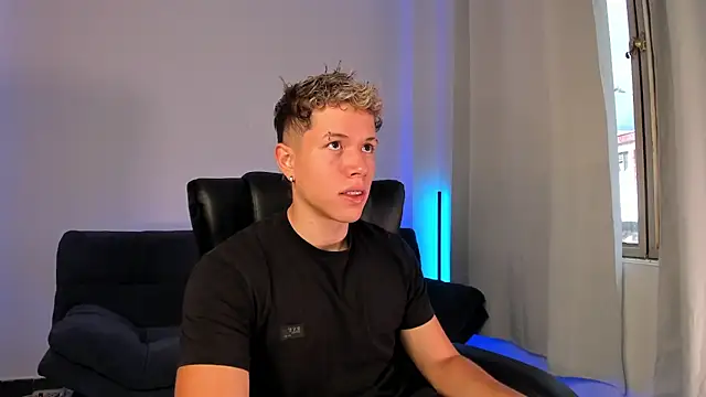 Snapshot of nathan_blake chatting on 10.26.25 nathan blake online show from 10.26.25