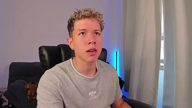 Snapshot of nathan_blake chatting on 11.05.25 nathan blake online show from 11.05.25