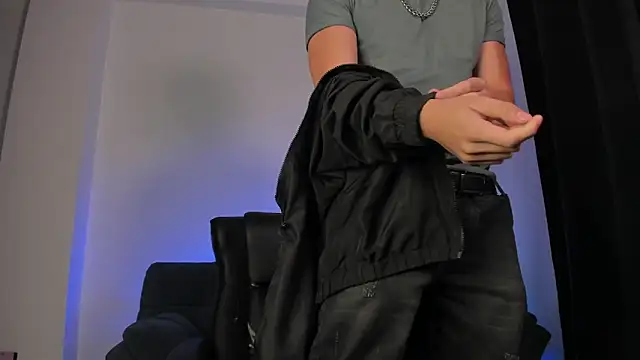 Snapshot of nathan_blake chatting on 02.01.26 nathan blake online show from 02.01.26