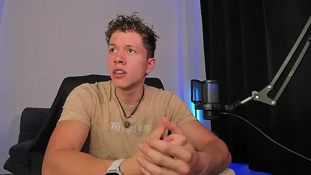 Snapshot of nathan_blake chatting on 02.10.26 nathan blake online show from 02.10.26