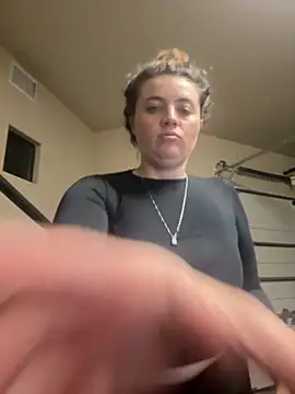 M1l3yD3w online show from 12.03.25