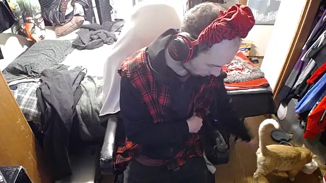 womenhateme69 online show from 10.16.25