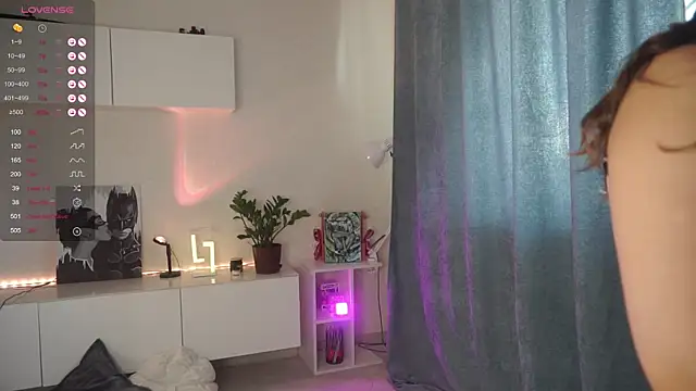 Oneo  online show from 09.20.25