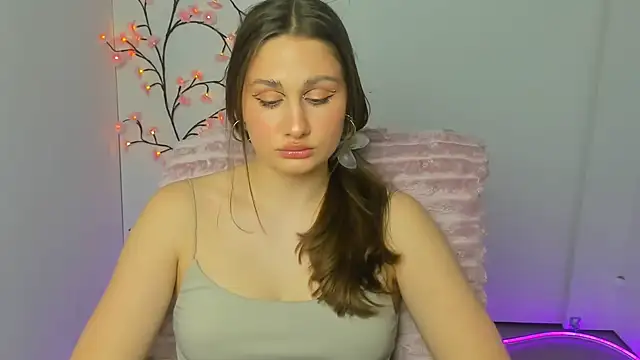 Stefanie Sweet online show from 03.24.26