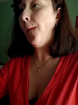 Snapshot of Amandda_ chatting on 05.06.26 Amandda online show from 05.06.26