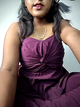 Snapshot of Cute_mikii chatting on 04.05.26 Cute mikii online show from 04.05.26