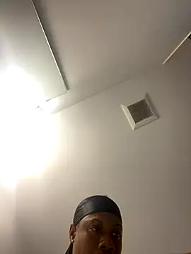 labishyoung25 online show from 11.10.25