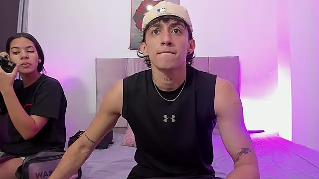 AndretiiAndCamila online show from 09.16.25