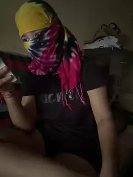 Snapshot of crazy111girl chatting on 02.11.26 crazy111girl online show from 02.11.26