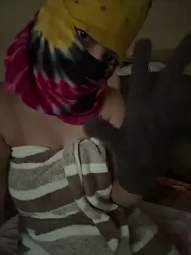 Snapshot of crazy111girl chatting on 02.12.26 crazy111girl online show from 02.12.26