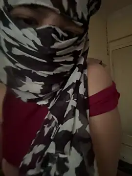 Snapshot of crazy111girl chatting on 02.13.26 crazy111girl online show from 02.13.26