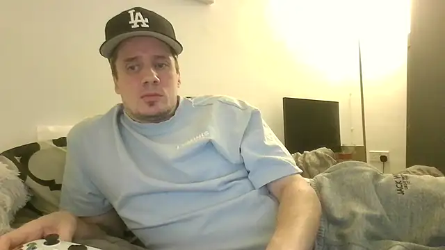 shyandchilling online show from 03.13.26