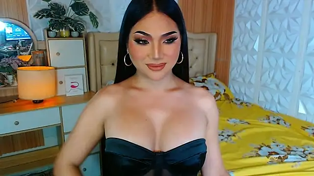 Snapshot of ValeriaHelaby chatting on 10.09.25 ValeriaHelaby online show from 10.09.25