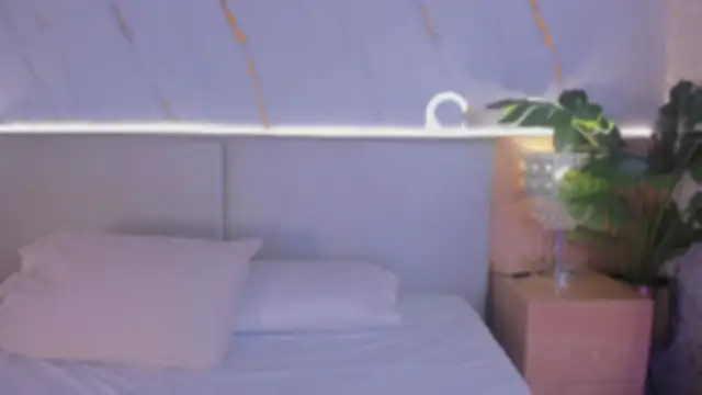 ChloeeMonroee online show from 10.14.25