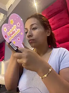 Snapshot of VictoriaFerro chatting on 06.28.26 VictoriaFerro online show from 06.28.26