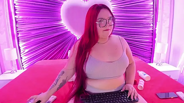 Snapshot of Lushi_Love chatting on 07.05.26 Lushi Love online show from 07.05.26