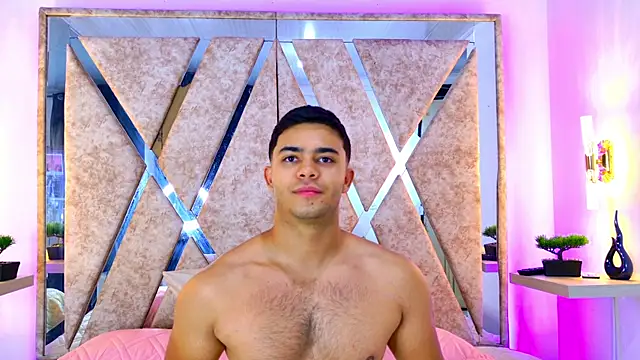 Snapshot of jayd_muscle chatting on 12.17.25 jayd muscle online show from 12.17.25