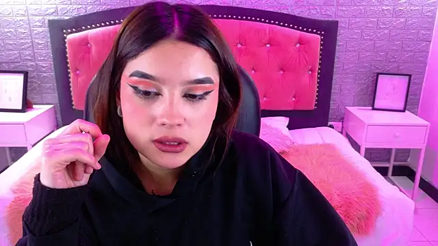 Natalie loffreda online show from 09.26.25