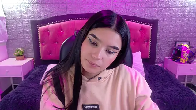 Snapshot of Natalie_loffreda chatting on 02.09.26 Natalie loffreda online show from 02.09.26