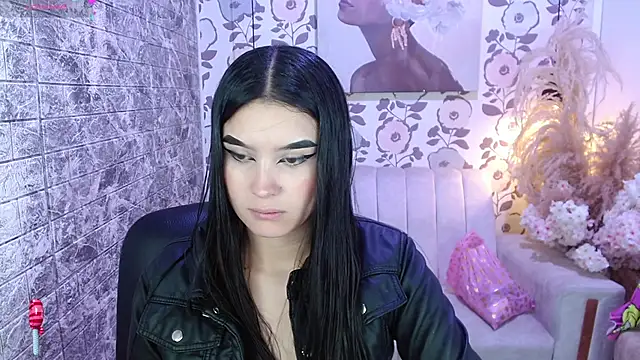 Snapshot of Natalie_loffreda chatting on 02.13.26 Natalie loffreda online show from 02.13.26