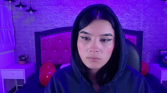 Snapshot of Natalie_loffreda chatting on 02.18.26 Natalie loffreda online show from 02.18.26