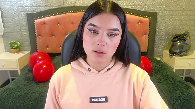 Snapshot of Natalie_loffreda chatting on 02.19.26 Natalie loffreda online show from 02.19.26