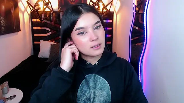 Natalie loffreda online show from 04.15.26