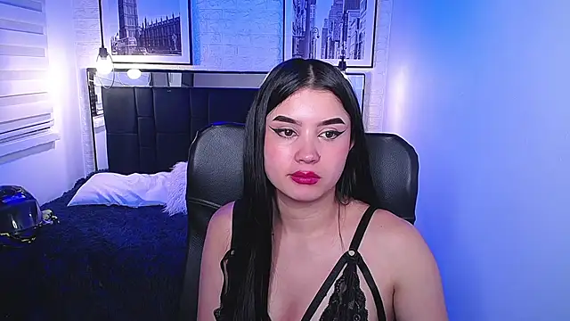 Snapshot of Natalie_loffreda chatting on 04.25.26 Natalie loffreda online show from 04.25.26
