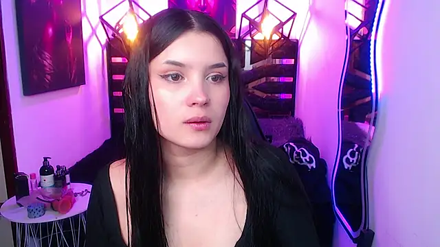 Snapshot of Natalie_loffreda chatting on 05.28.26 Natalie loffreda online show from 05.28.26
