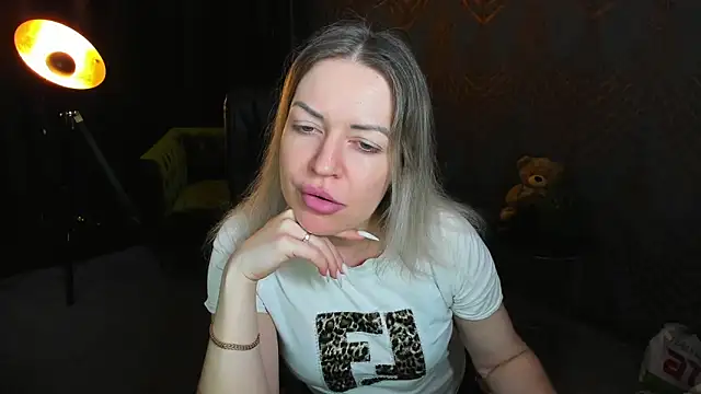 Anna Snows online show from 03.29.26