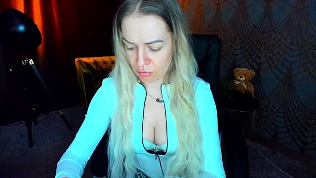 Snapshot of Anna_Snows chatting on 05.30.26 Anna Snows online show from 05.30.26